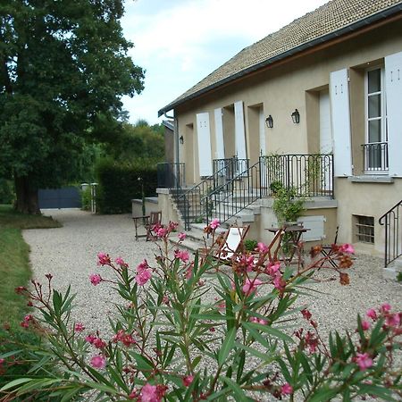 Apartmán Les Communs Du Manoir Écully Exteriér fotografie
