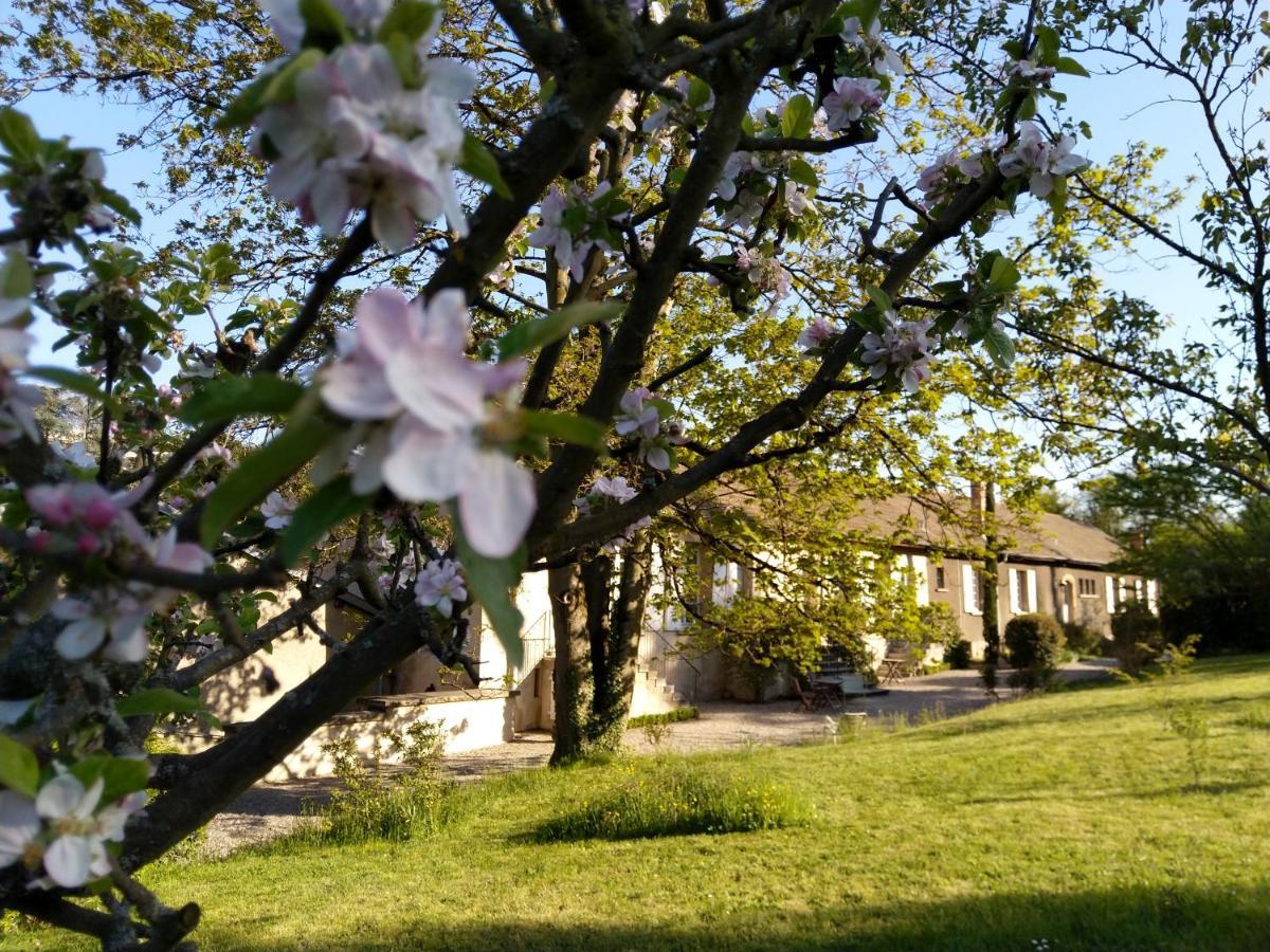 Apartmán Les Communs Du Manoir Écully Exteriér fotografie