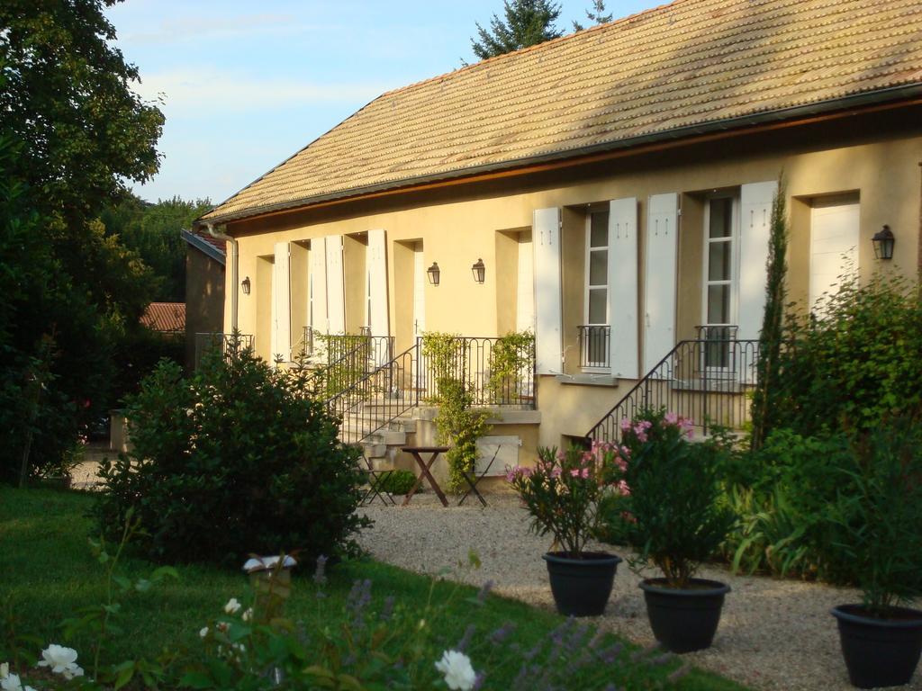 Apartmán Les Communs Du Manoir Écully Pokoj fotografie
