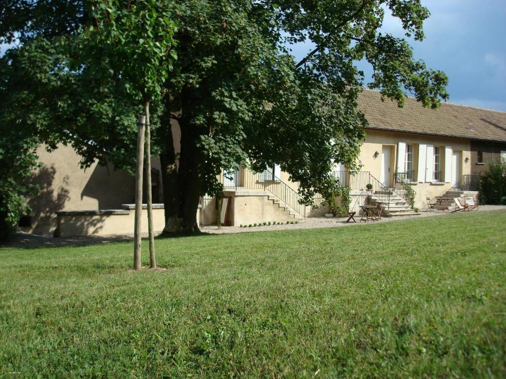 Apartmán Les Communs Du Manoir Écully Exteriér fotografie