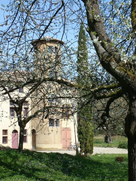 Apartmán Les Communs Du Manoir Écully Exteriér fotografie