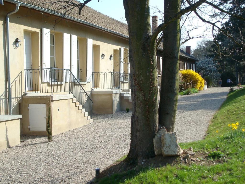Apartmán Les Communs Du Manoir Écully Exteriér fotografie