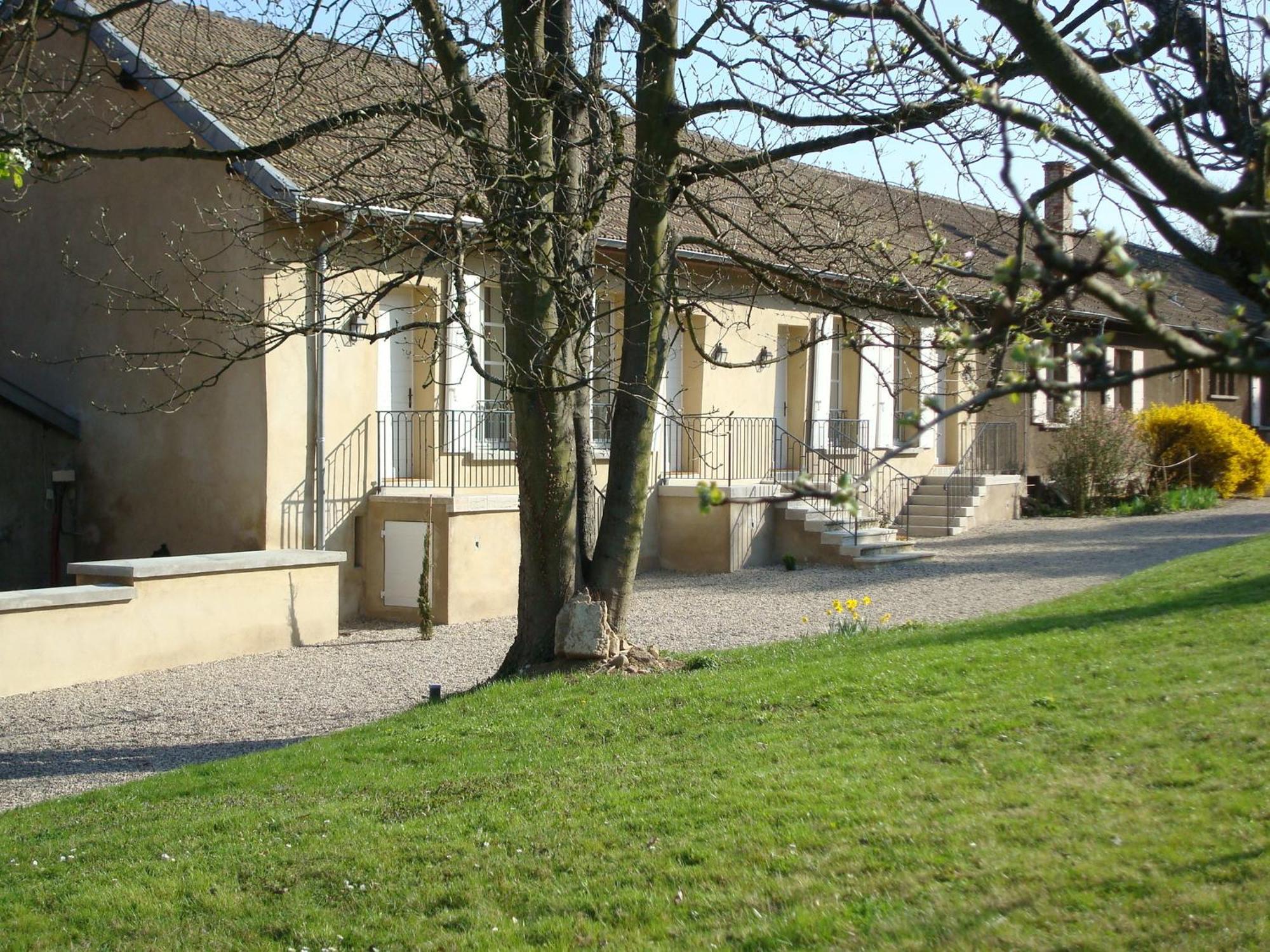 Apartmán Les Communs Du Manoir Écully Exteriér fotografie