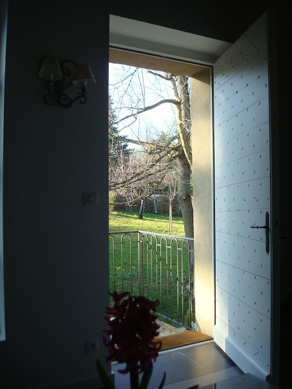 Apartmán Les Communs Du Manoir Écully Exteriér fotografie